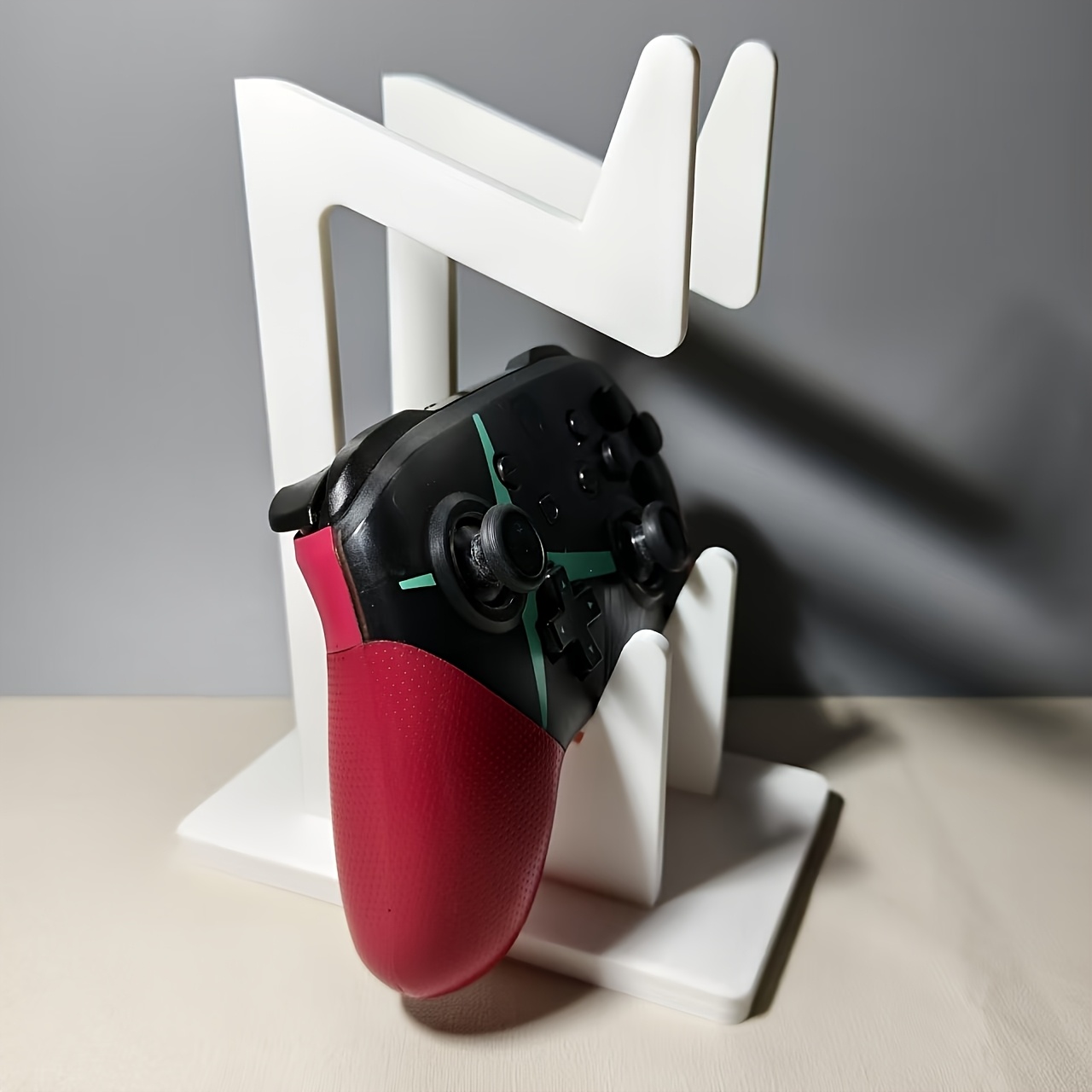 3D 프린팅 이중 레이어 게임 컨트롤러 스탠드 보관함  - Gaming Accessories To 3D Print 리뷰 및 가격